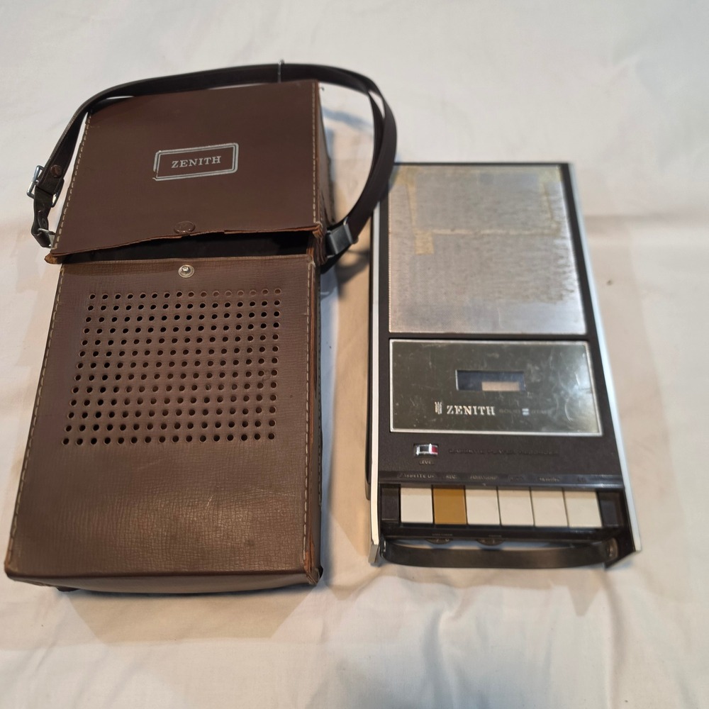 Zenith Cassette Player Recorder A-610J Brown Fair For Parts Repair Retro Vintage